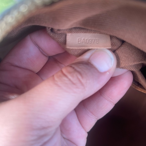 Louis Vuitton Brown Monogram Handbag - Picture 8 of 12